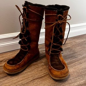 UGG Whitley Moccasin Boot
